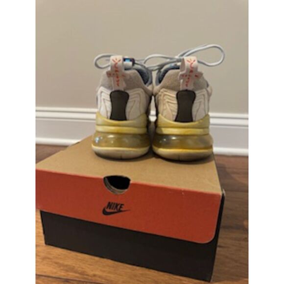 Nike Air Max 270 React Travis Scott Cactus Trails Size 10 - Picture 5 of 9